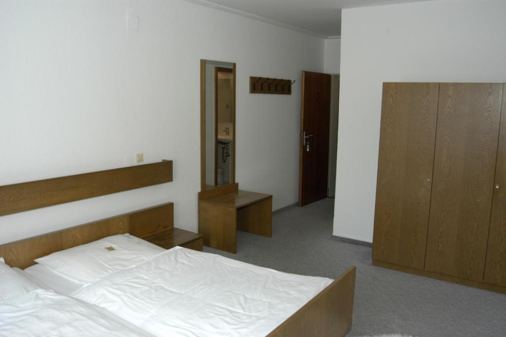 Schwerthof Hotel Solingen Room photo